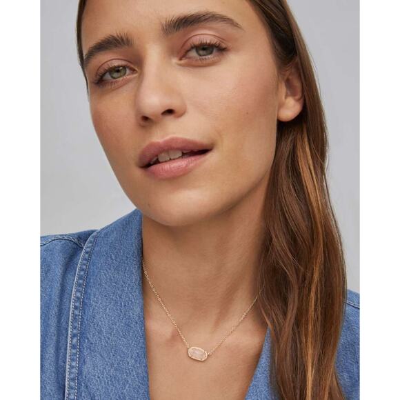 Kendra Scott Elisa Gold Pendant Necklace - OS Rose Quartz - Picture 4 of 5